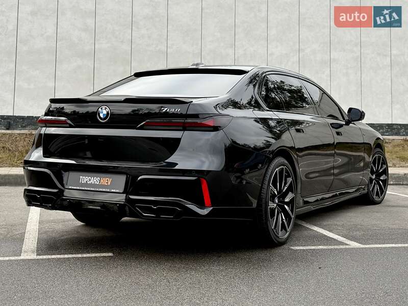 Седан BMW 7 Series 2023 в Киеве