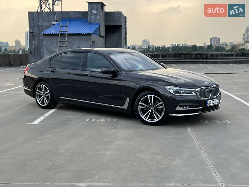 Седан BMW 7 Series 2016 в Киеве