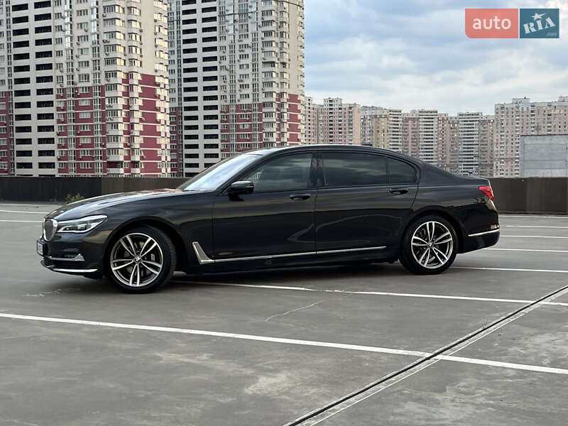 Седан BMW 7 Series 2016 в Киеве