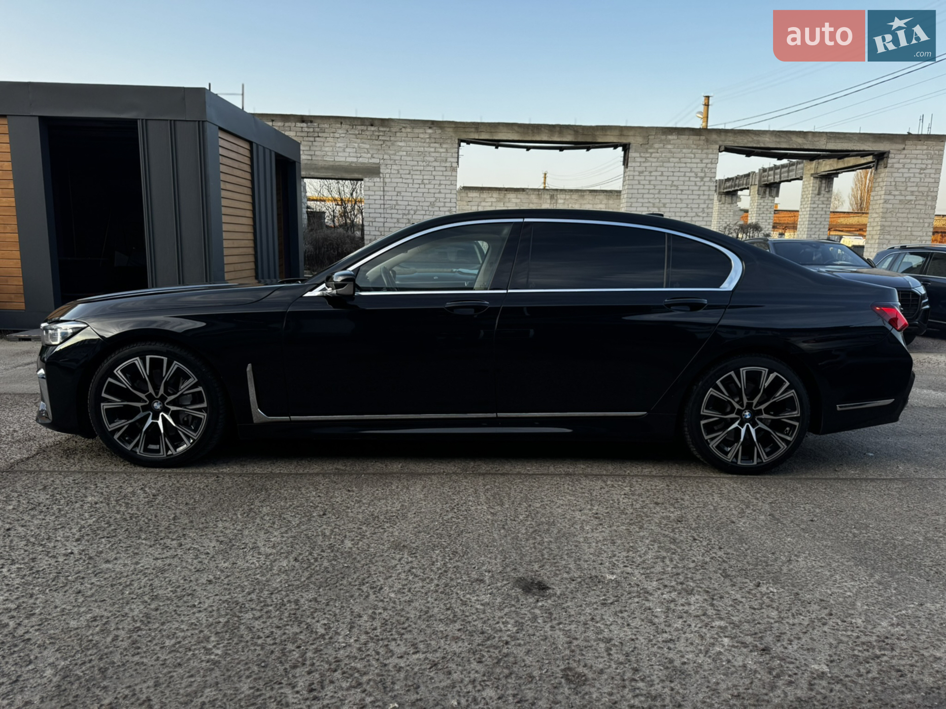 2017 BMW 7er - мініатюра 8