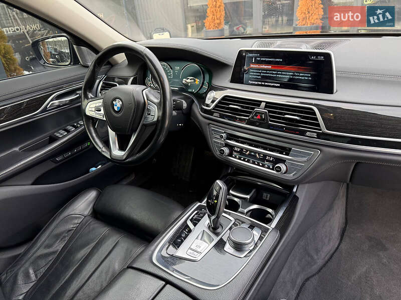 Седан BMW 7 Series 2015 в Киеве фото 32 Седан BMW 7 Series 2015 в Киеве