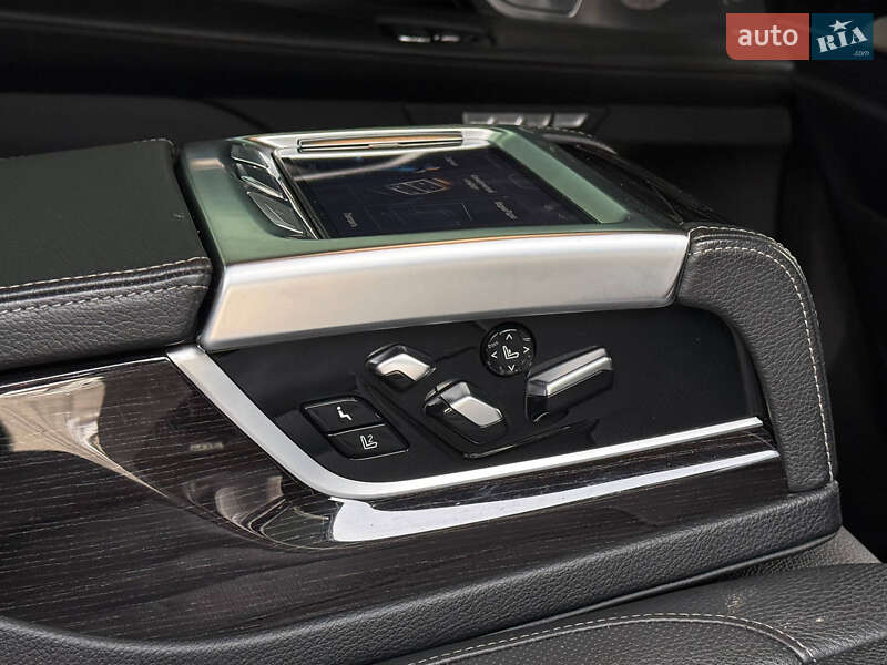 Седан BMW 7 Series 2015 в Киеве фото 37 Седан BMW 7 Series 2015 в Киеве