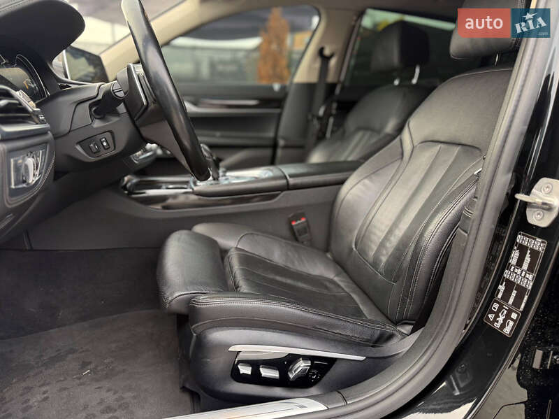 Седан BMW 7 Series 2015 в Киеве фото 48 Седан BMW 7 Series 2015 в Киеве