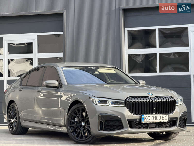 Седан BMW 7 Series 2021 в Мукачево