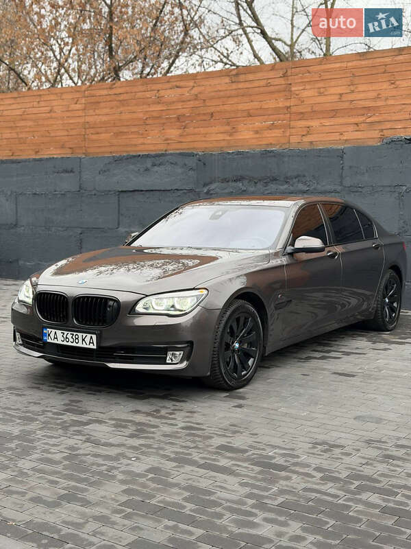 Седан BMW 7 Series 2012 в Киеве