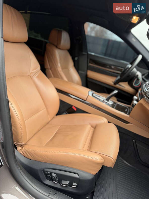 Седан BMW 7 Series 2012 в Киеве
