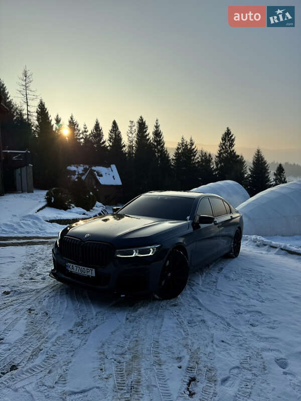 Седан BMW 7 Series 2016 в Киеве