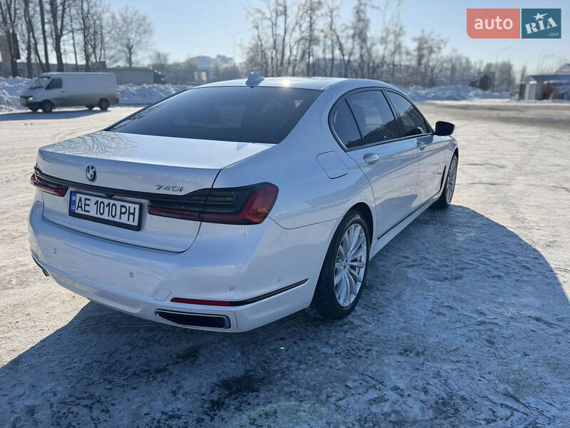 Седан BMW 7 Series 2019 в Гатном