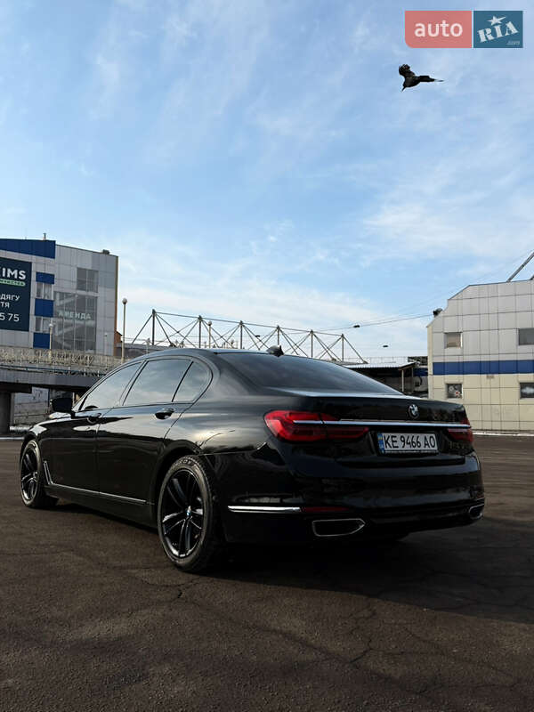 Седан BMW 7 Series 2017 в Кривом Роге фото 2 Седан BMW 7 Series 2017 в Кривом Роге