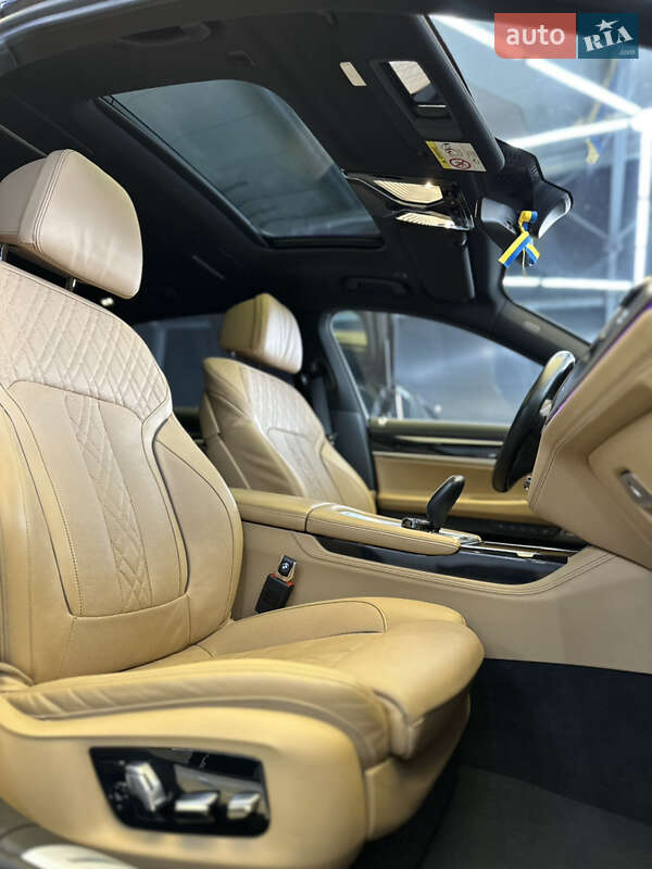 Седан BMW 7 Series 2019 в Киеве фото 8 Седан BMW 7 Series 2019 в Киеве