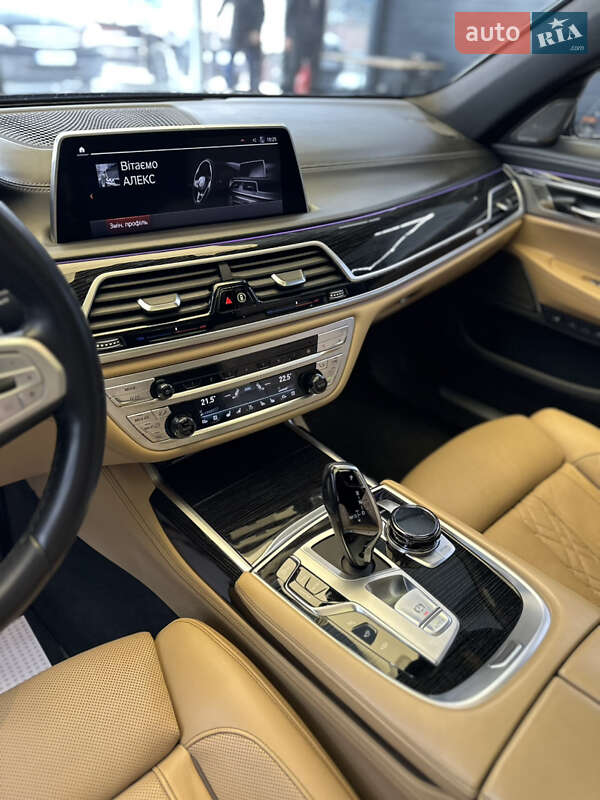 Седан BMW 7 Series 2019 в Киеве фото 13 Седан BMW 7 Series 2019 в Киеве
