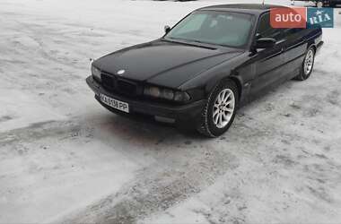 Седан BMW 7 Series 1995 в Киеве