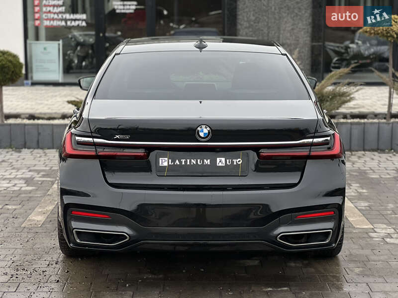 Седан BMW 7 Series 2022 в Ужгороде