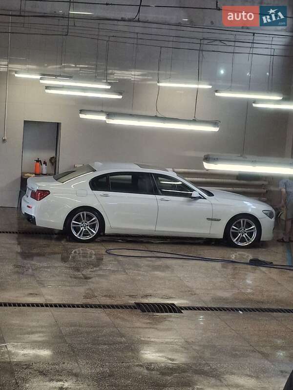 BMW 7 Series 2011 BMW 7 Series 2011