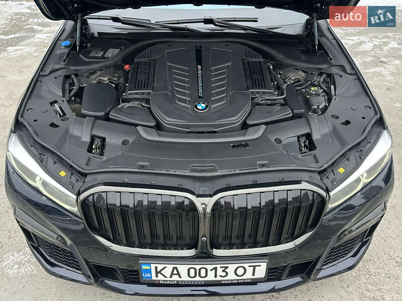 Седан BMW 7 Series 2021 в Киеве