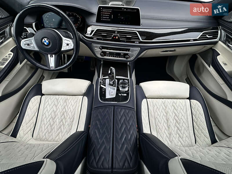 Седан BMW 7 Series 2021 в Киеве