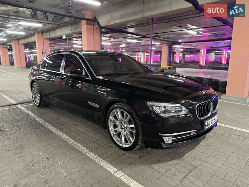 Седан BMW 7 Series 2013 в Киеве