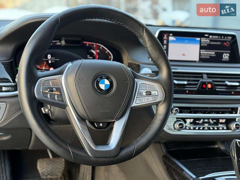 Седан BMW 7 Series 2022 в Києві