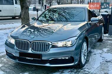 Седан BMW 7 Series 2017 в Черновцах
