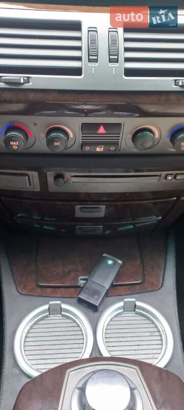 Седан BMW 7 Series 2002 в Ужгороде
