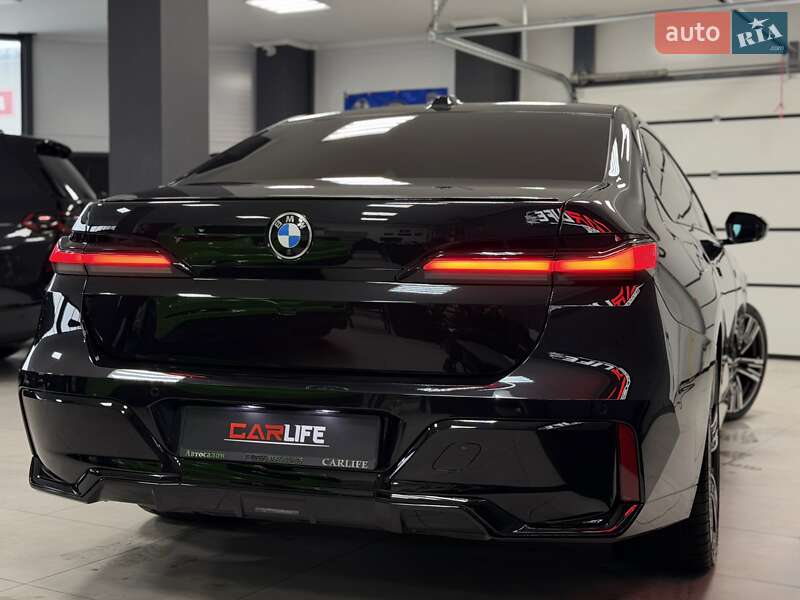 Седан BMW 7 Series 2023 в Тернополі