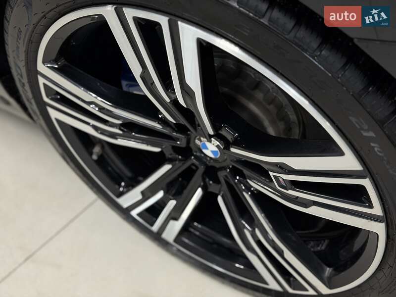Седан BMW 7 Series 2023 в Тернополі