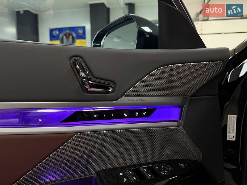 Седан BMW 7 Series 2023 в Тернополі