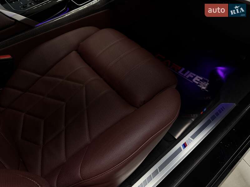 Седан BMW 7 Series 2023 в Тернополі