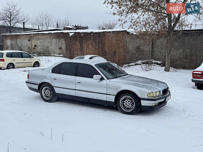 Седан BMW 7 Series 1998 в Виннице