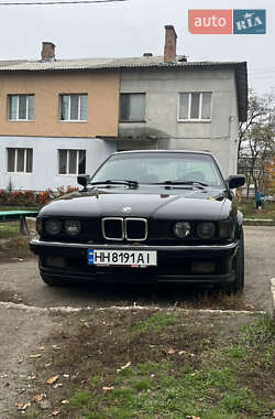 Седан BMW 7 Series 1989 в Днепре