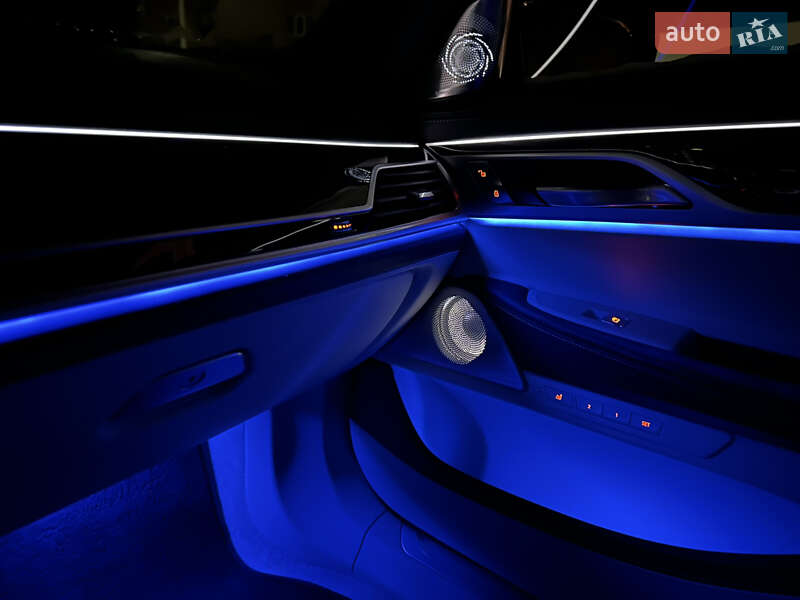 Седан BMW 7 Series 2021 в Киеве