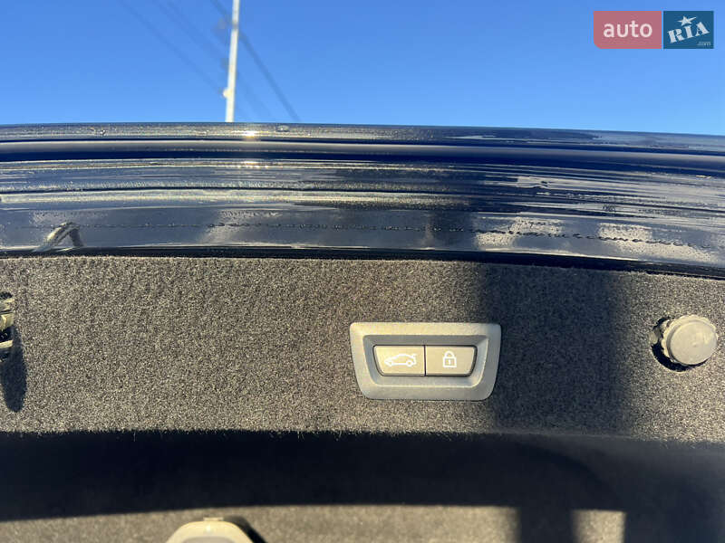 Седан BMW 7 Series 2021 в Киеве