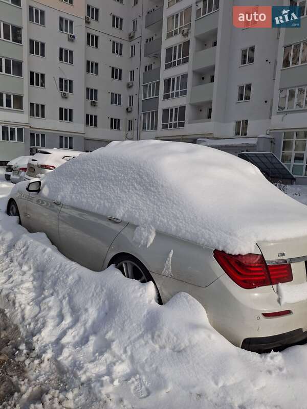 Седан BMW 7 Series 2011 в Чернигове фото 5 Седан BMW 7 Series 2011 в Чернигове