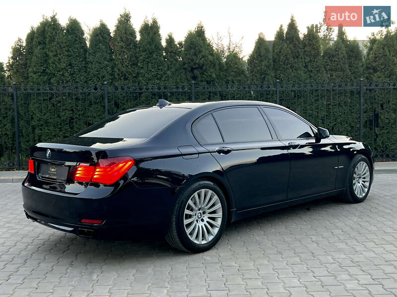 Седан BMW 7 Series 2012 в Одессе