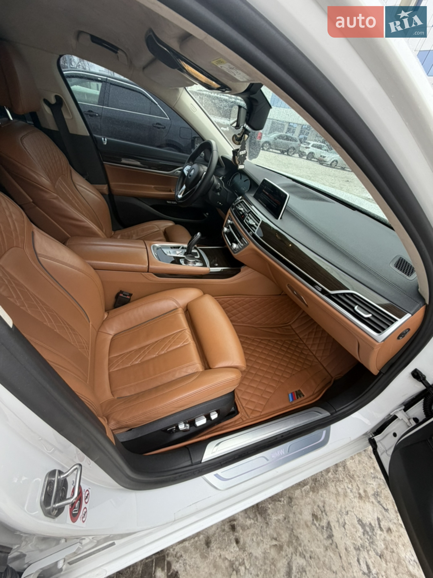 2017 BMW 7er - мініатюра 15