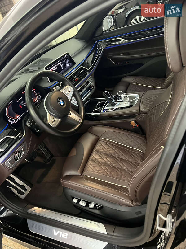 Седан BMW 7 Series 2022 в Днепре