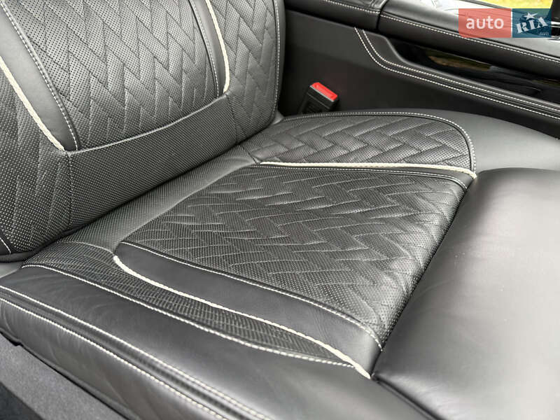 Седан BMW 7 Series 2020 в Ровно