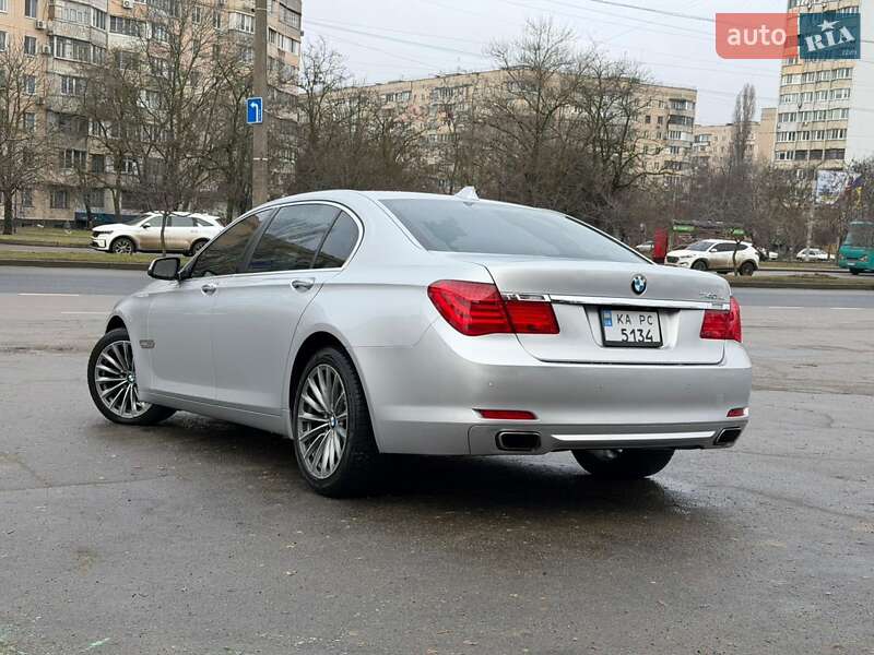 Седан BMW 7 Series 2011 в Одессе