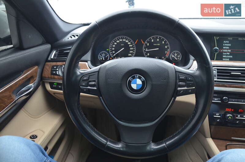 Седан BMW 7 Series 2010 в Харькове
