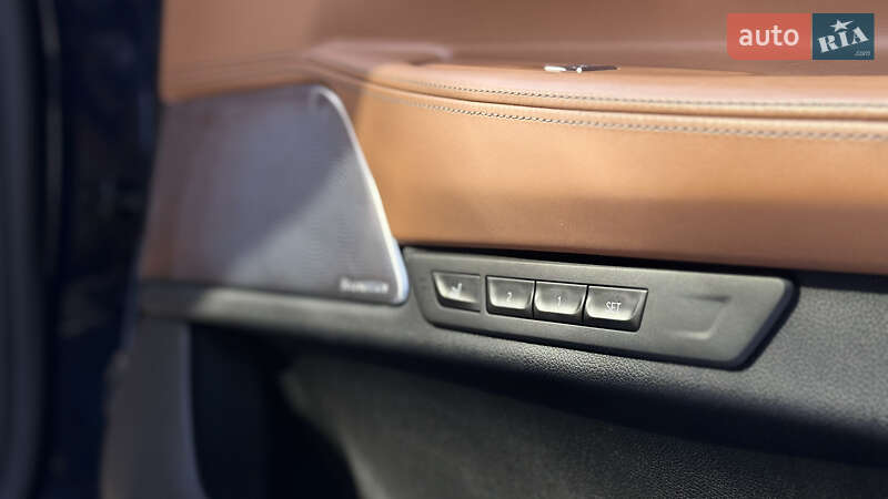 Седан BMW 7 Series 2019 в Киеве