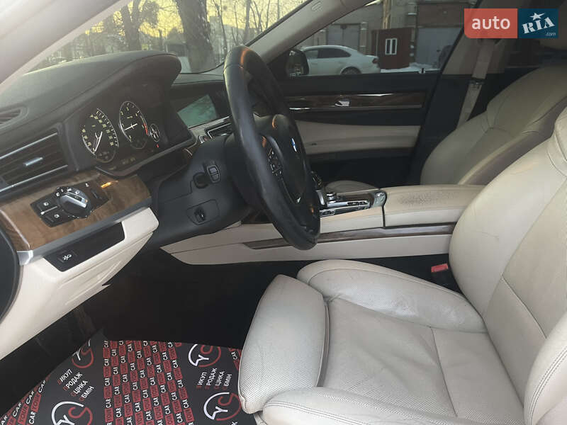 Седан BMW 7 Series 2010 в Киеве