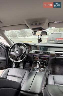 Седан BMW 7 Series 2011 в Чорткові