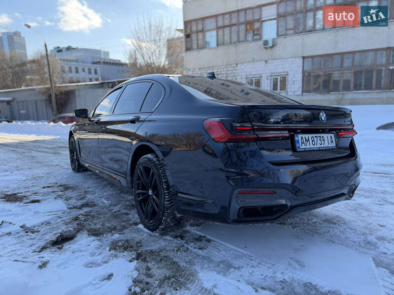 Седан BMW 7 Series 2019 в Киеве
