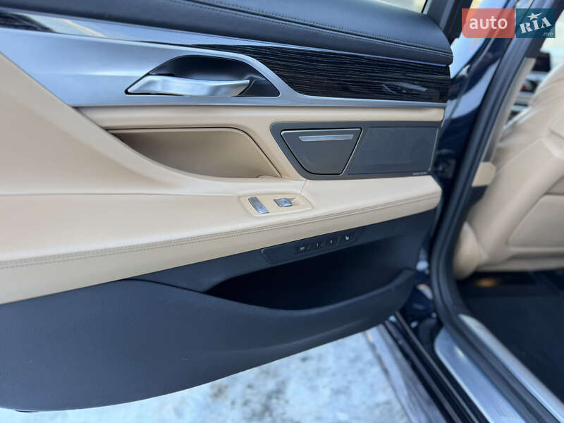 Седан BMW 7 Series 2019 в Киеве