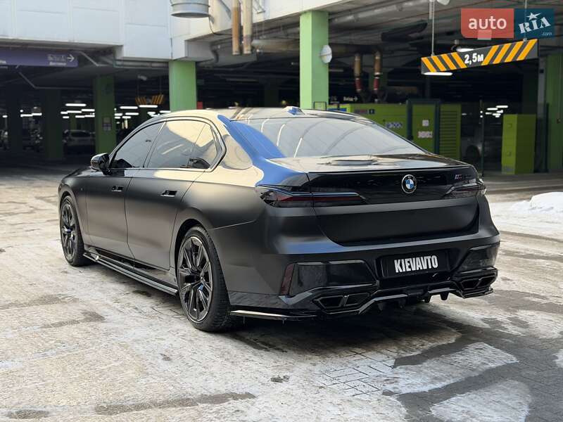 Седан BMW 7 Series 2022 в Киеве фото 13 Седан BMW 7 Series 2022 в Киеве