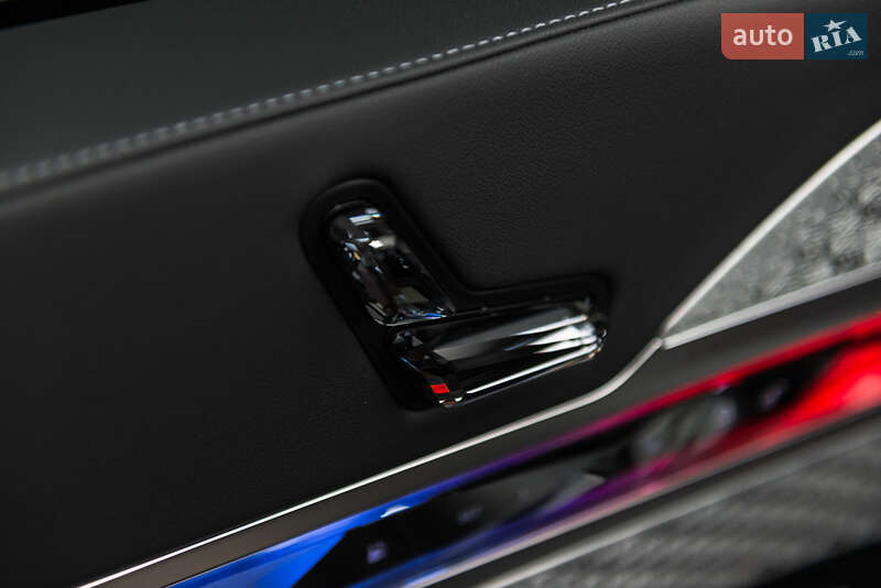 Седан BMW 7 Series 2023 в Мукачево