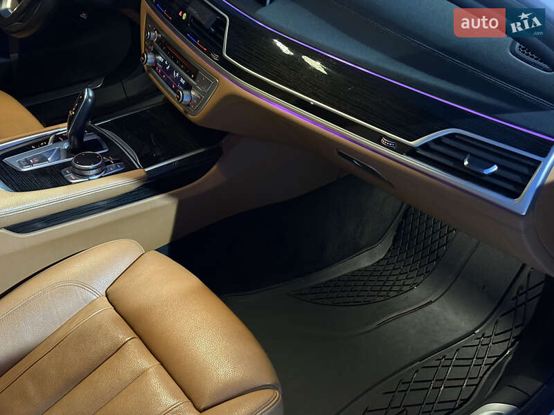 Седан BMW 7 Series 2019 в Харькове