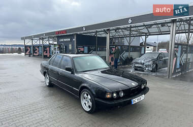 Седан BMW 7 Series 1987 в Львове