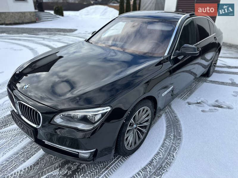 Седан BMW 7 Series 2013 в Владимире