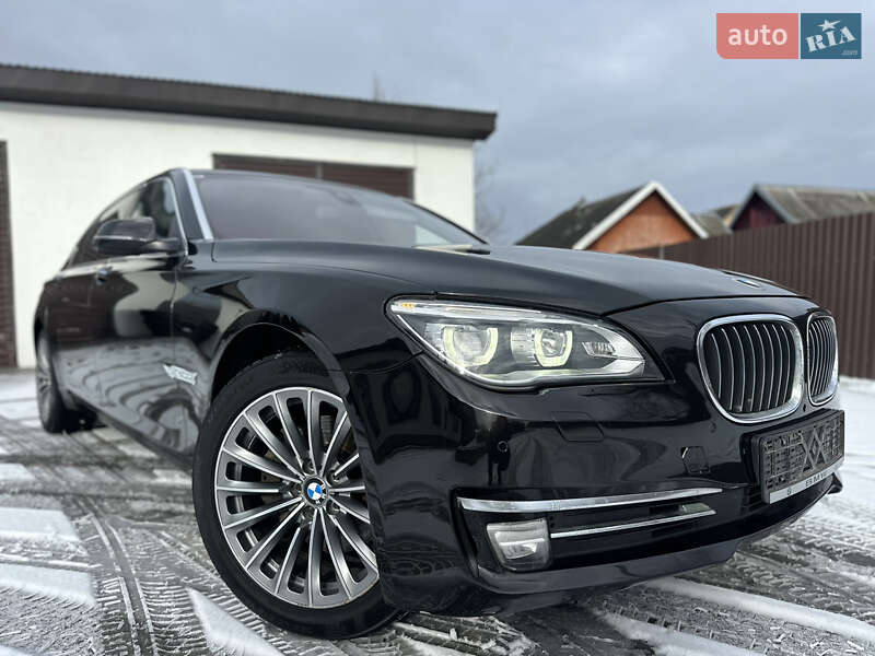 Седан BMW 7 Series 2013 в Владимире
